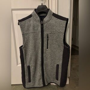 Orvis Men's Charcoal and Black Vest